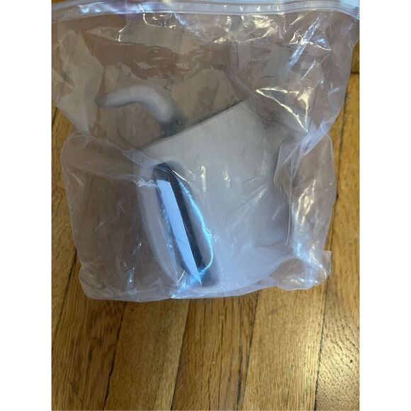 THREE BEES BABY GARDENING TOOLS - Picture 9 of 9